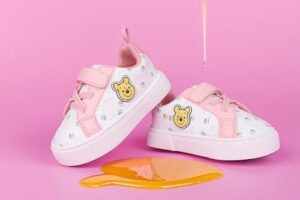 Disney Infant Winnie The Pooh Sneakers Girls Low Top Pull On - Image 3