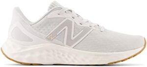 New Balance Women's Fresh Foam Arishi V4 Running Shoe - Image 2